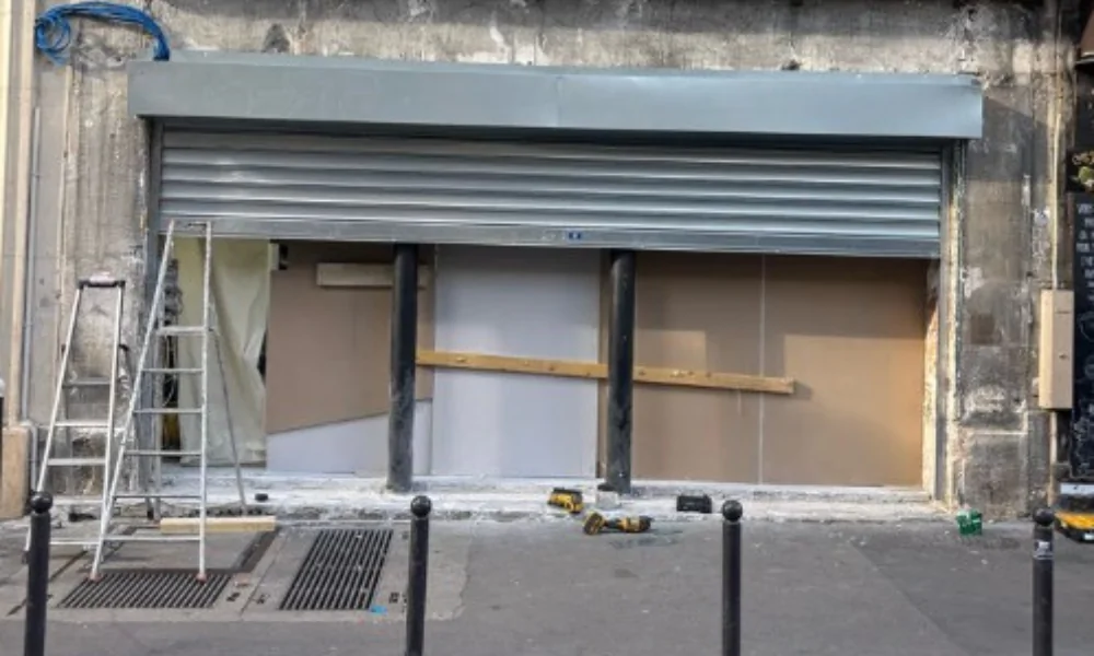 Dépanneur rideau de commerce à Roissy en France (95700)