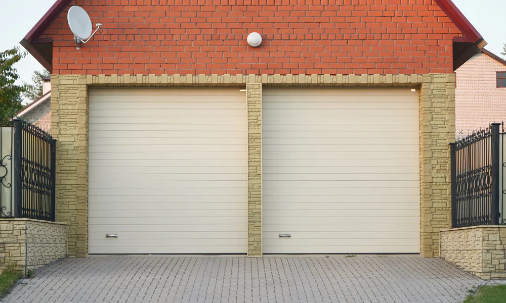 Dépannage porte de garage coincée à Mennecy